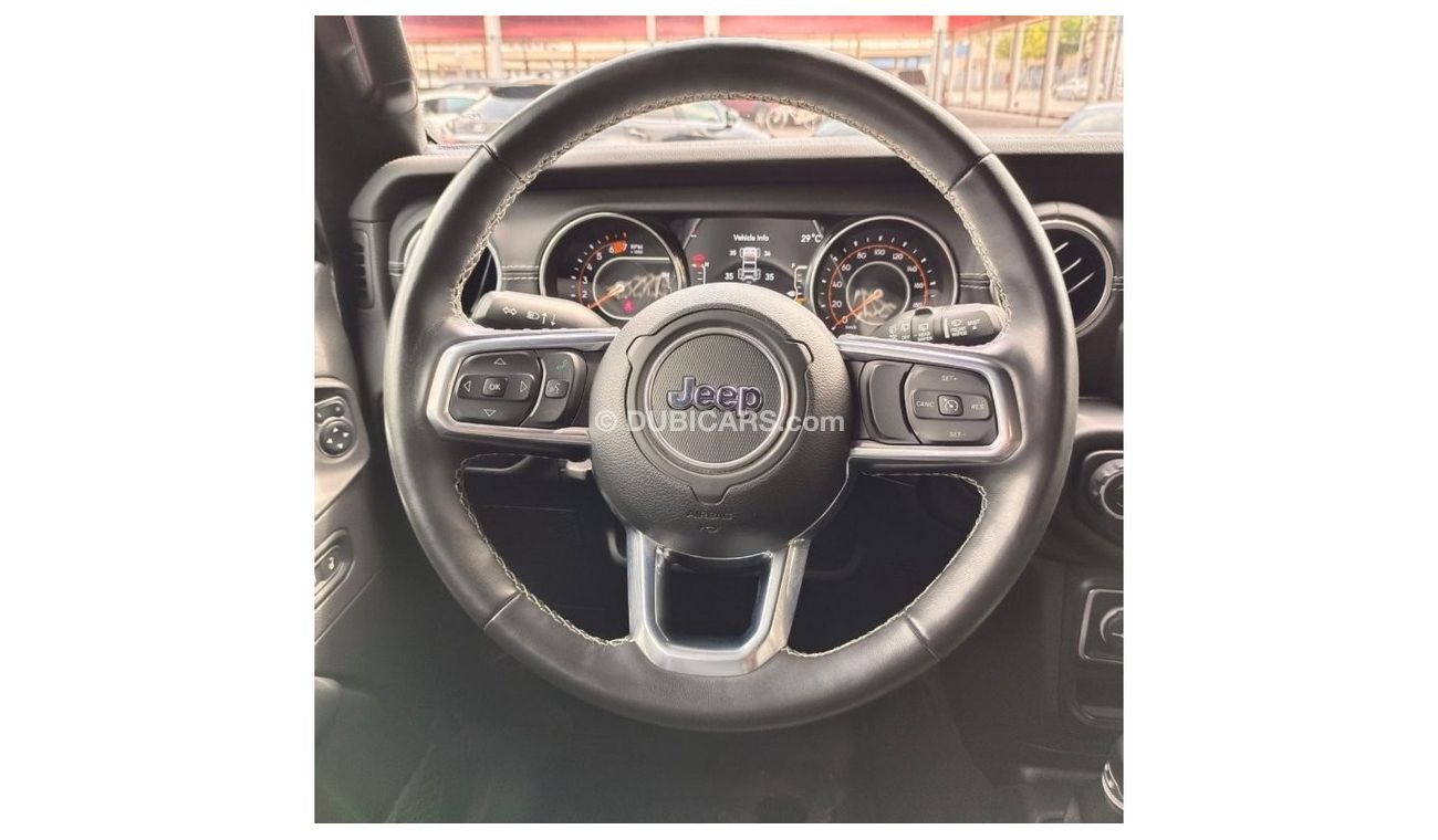 جيب رانجلر صحارى