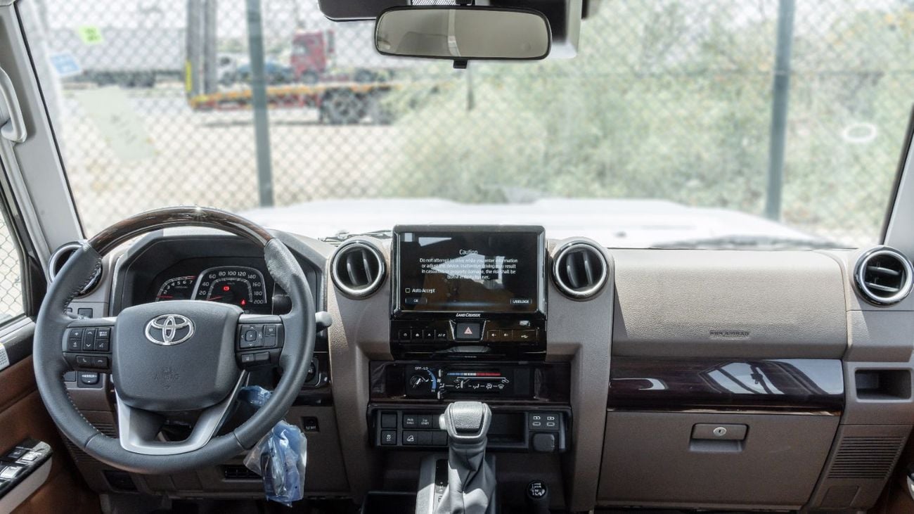 تويوتا لاند كروزر بيك آب 2026 Toyota Land Cruiser LC79 DC 4.0L AT Petrol (Full Option)