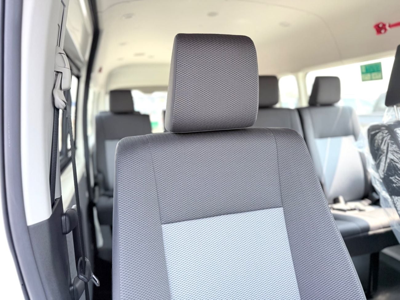 Toyota Hiace GL Toyota Hiace: Fuel type: petrol; Engine capacity: 3.5; Passenger capacity: 11 people