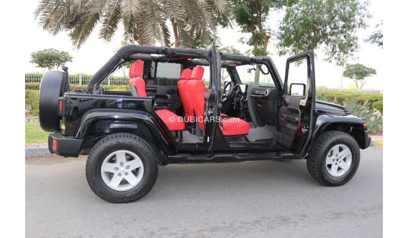 Jeep Wrangler UNLIMTED 4 DOOR , GULF SPACE 2008 FULL OPTIONS