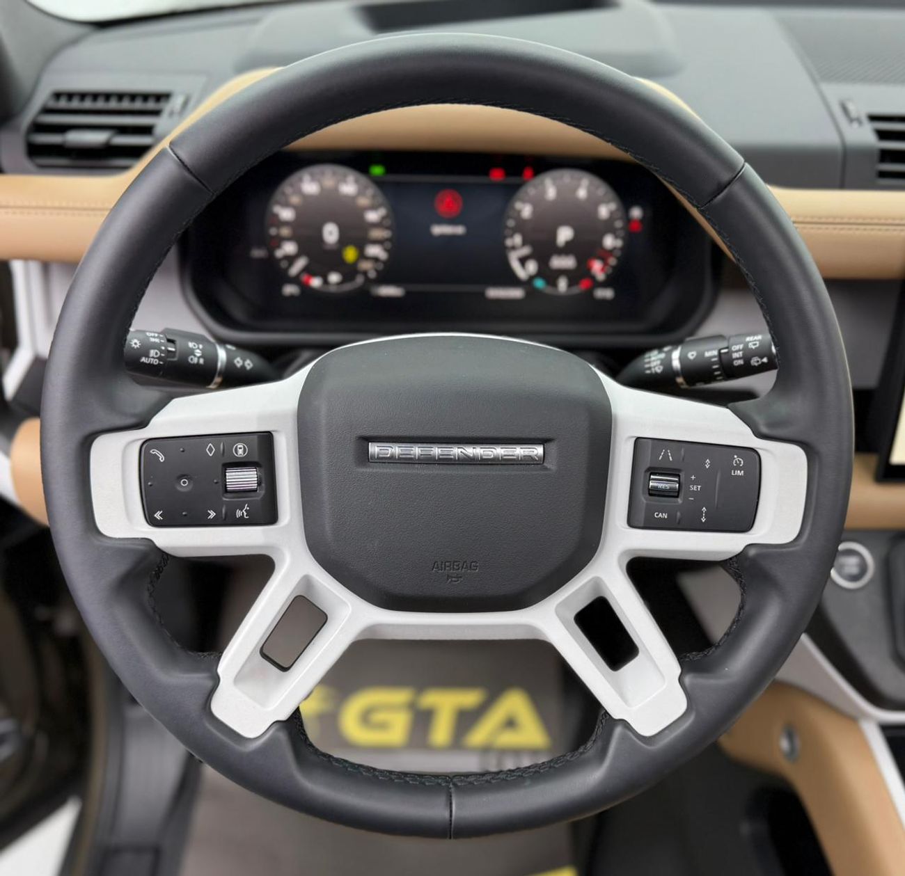 لاند روفر ديفندر P400 90 X-Dynamic HSE 3.0L (5 Seater) 2025 Land Rover Defender 90 P400 X-Dynamic, 3.0L Turbocharged 