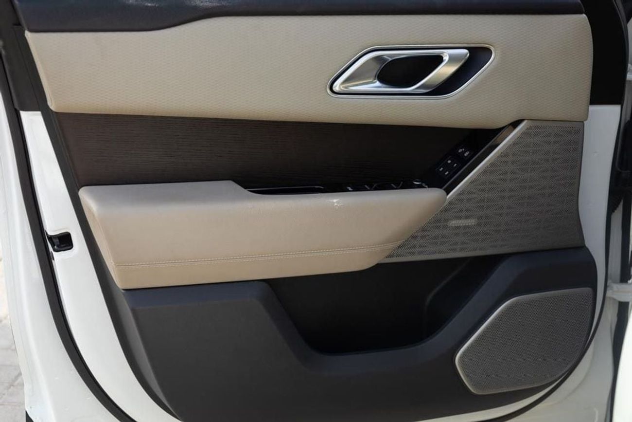 لاند روفر رينج روفر فيلار P250 SE 2.0L Range Rover Velar P250 SE 2018 GCC under Warranty with Flexible Down-Payment.