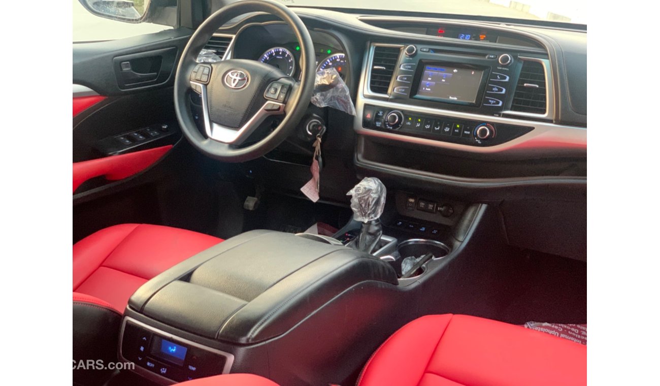 Toyota Highlander LE 4WD AND ECO 3.5L V6 2018 AMERICAN SPECIFICATION