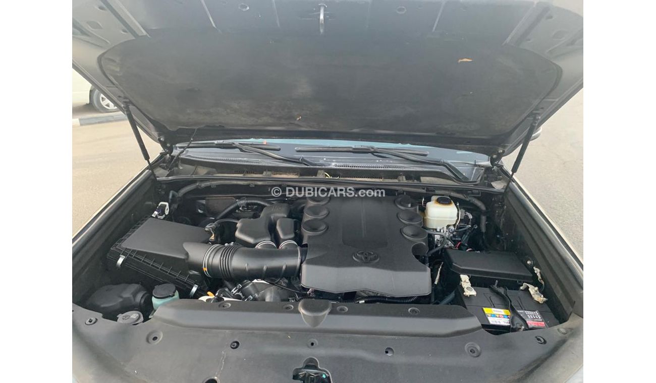 Toyota 4Runner SR5 PREMIUM 4x4 4.0L AMERICAN SPECIFICATION