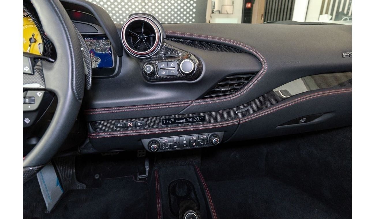 فيراري F8 تريبوتو 3.9T V8 Ferrari F8 Tributo 3.9L | Fully Carbon Fiber Interior and Exterior | 2021 | Agency Warranty