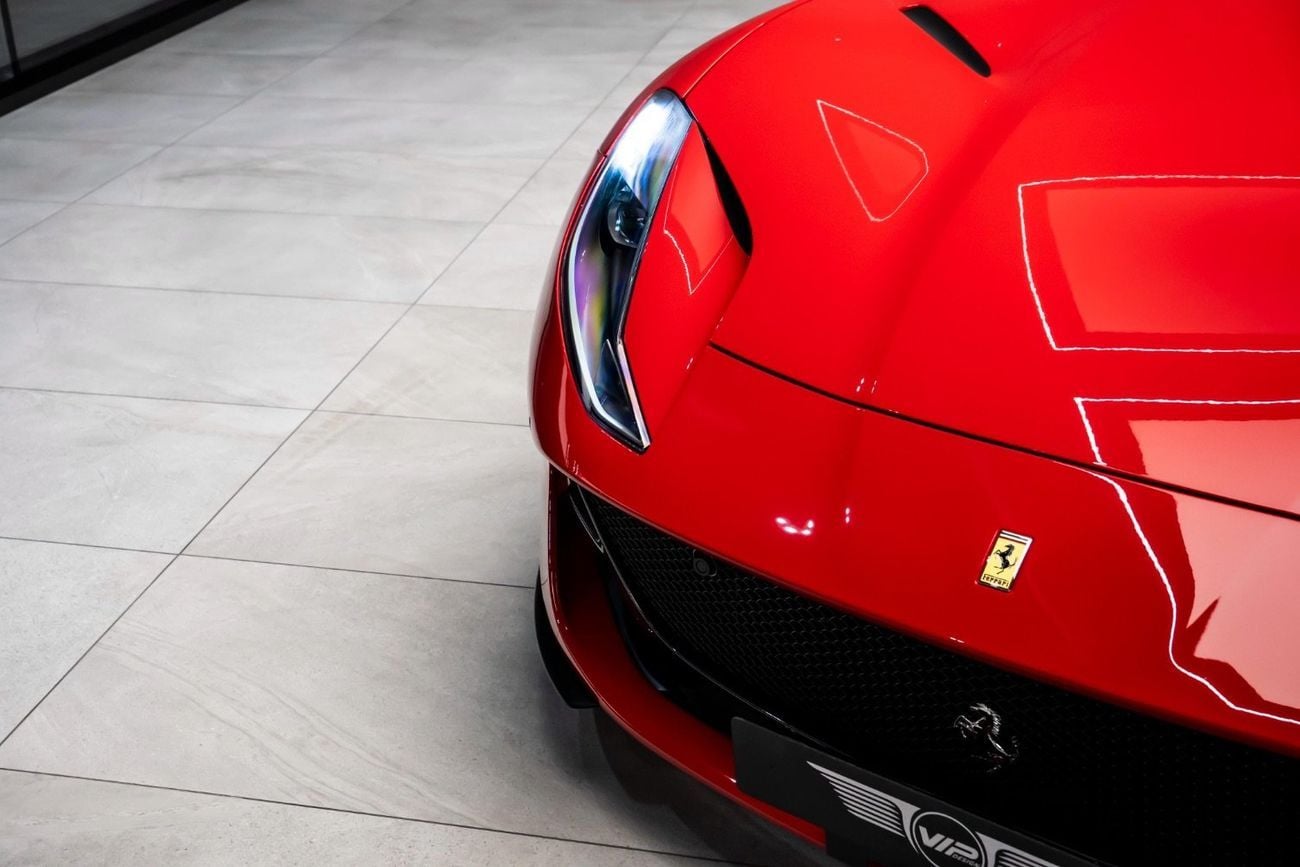 Ferrari 812