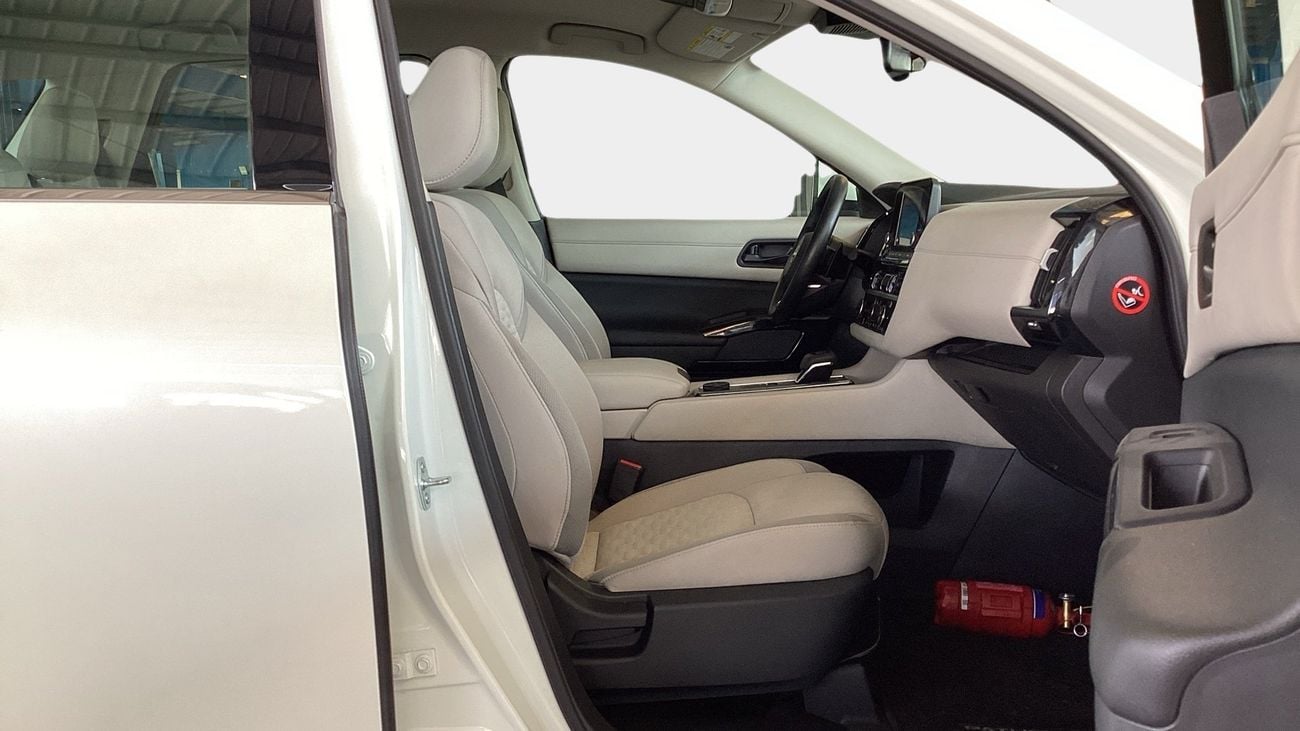 Nissan Pathfinder 3.5 S AUTO 4WD | Guaranteed Warranty | 0 Down Payment