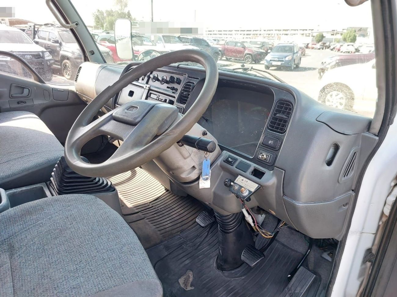 ميتسوبيشي فوسو كانتير MITSUBISHI CANTER TRUCK RHD 1995 MODEL 4.5 L DIESEL MANUAL(PM20240)