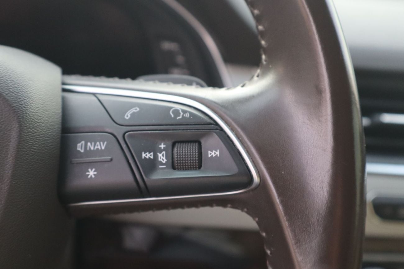 أودي Q7 55 TFSI