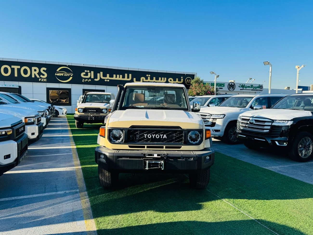 تويوتا لاند كروزر 70 TOYOTA LAND CRUISER (70 SERIES)  79 SINGLE CABIN AUTOMATIC