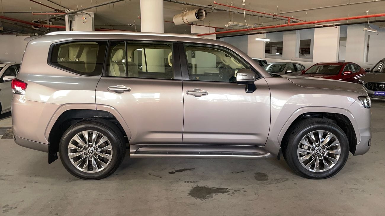 Toyota Land Cruiser 2022 VXR | AED 3267/Month | 0 DP | 30 Day Return | Warranty | Service History