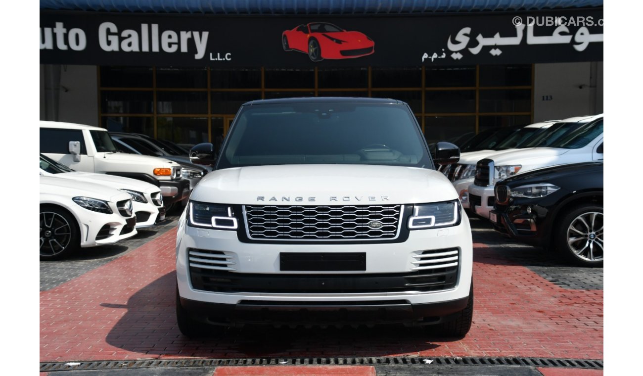 Land Rover Range Rover Vogue SE Supercharged V8 2018 GCC 5 Years Warranty or upto 150km and 7 years service or upto 150km