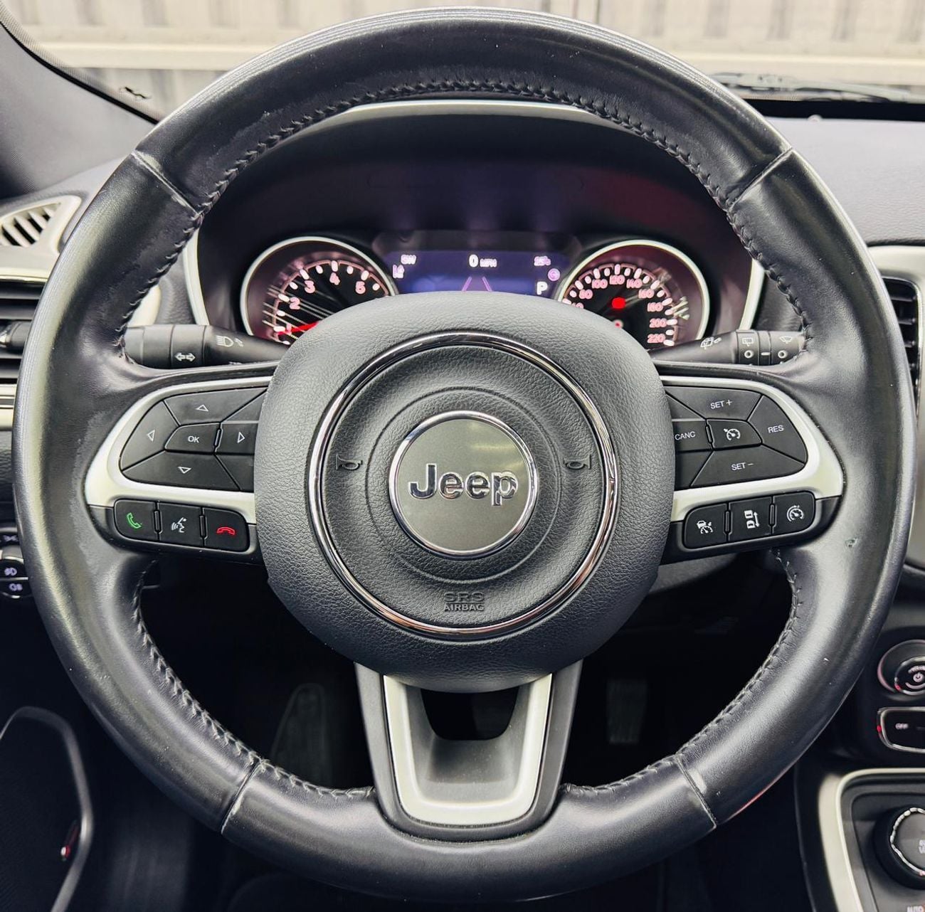 Jeep Compass 2019 JEEP COMPASS S Limited 2.4L ,180hp,6-speed Automatic,GCC Specs With Full Service History