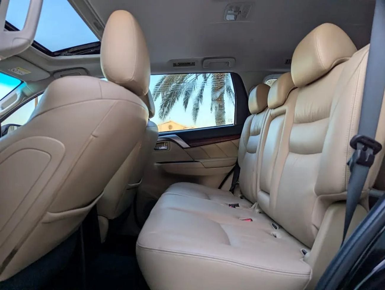 ميتسوبيشي مونتيرو سبورت FULL OPTION GLS TOP GCC IN EXCELLENT CONDITION