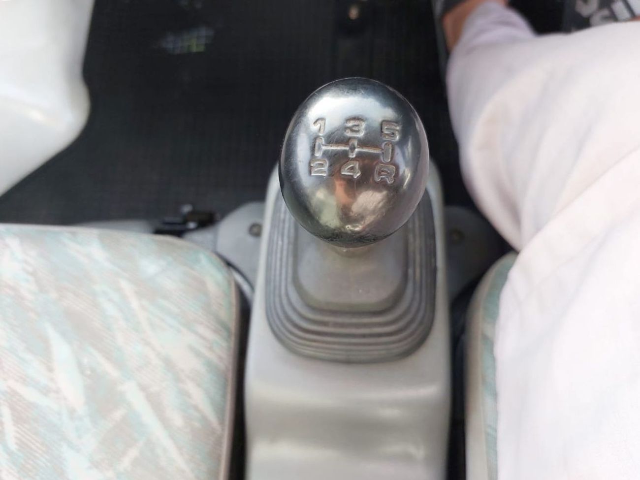 Suzuki Carry SUZUKI CARRY TRUCK PICK UP RHD 1999 MODEL 0.6L PETROL MANUAL(PM04480)