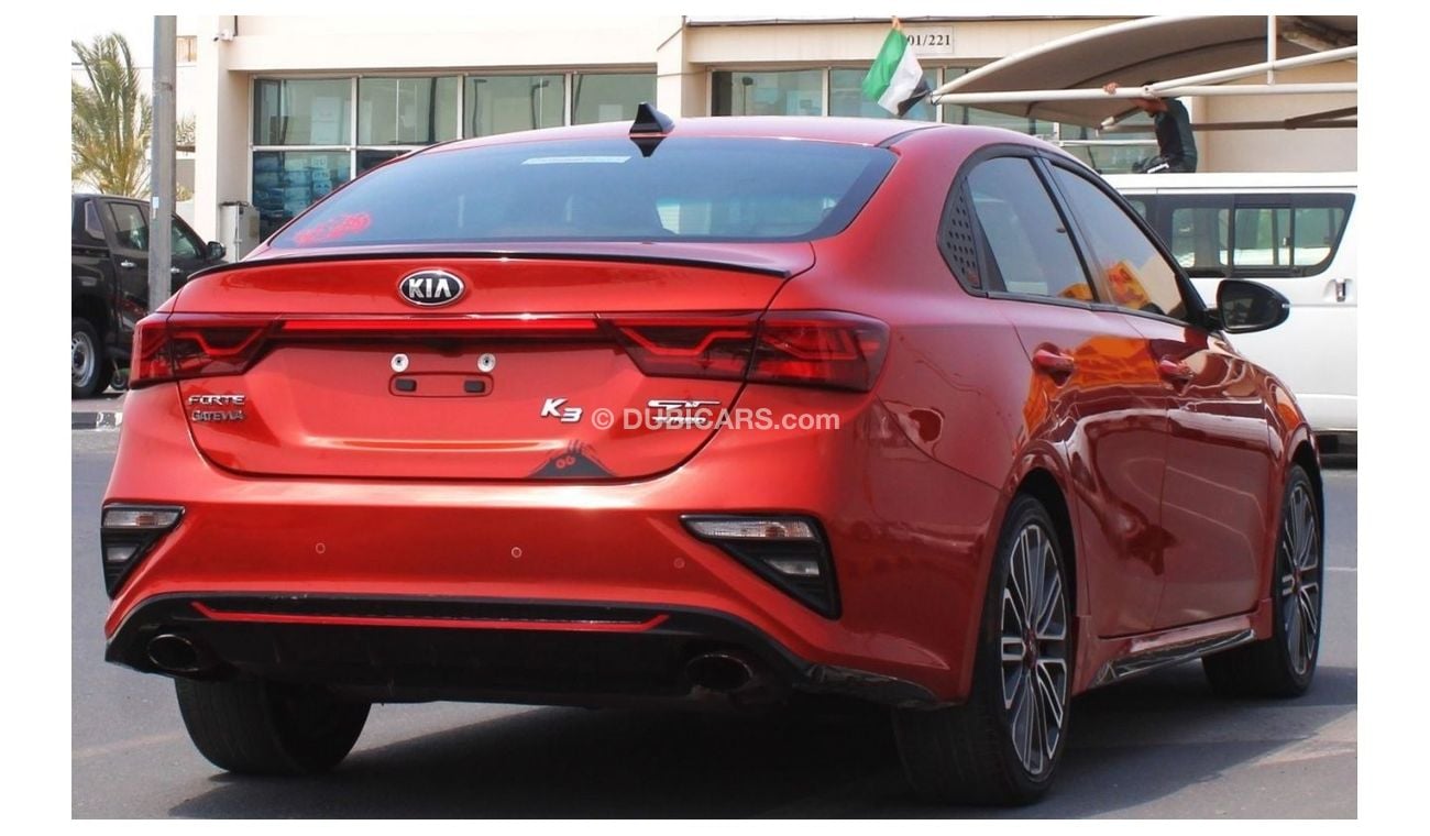 كيا سيراتو توب كيا سيراتو 2020 وارد أمريكا بحالة الوكالة  1600 فل أوبشن رقم 1 أعلى مواصفات