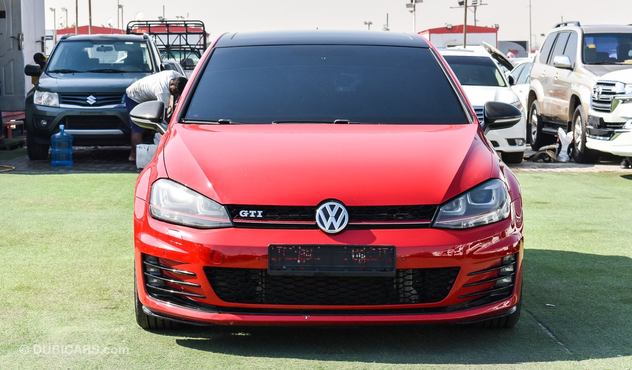 فولكس واجن جولف GTI