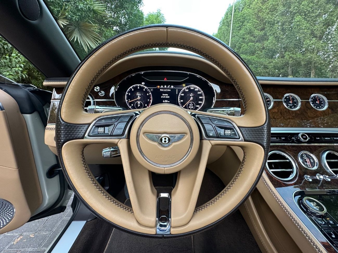 بنتلي كونتيننتال جي تي 4.0T V8 | 2019 | GCC Specs | Immaculate Condition | Full Bentley History
