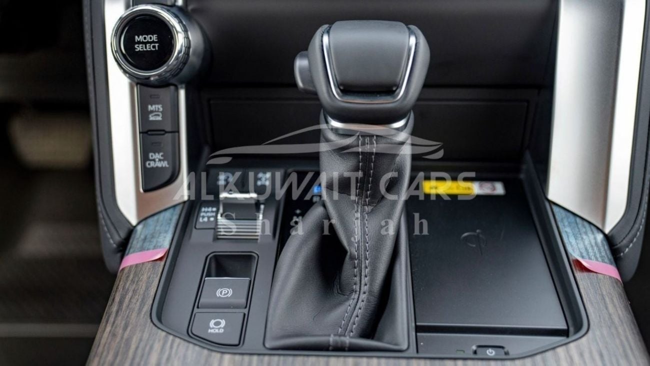 Toyota Land Cruiser Toyota Land Cruiser VXR 3.5L Petrol AT MY2025