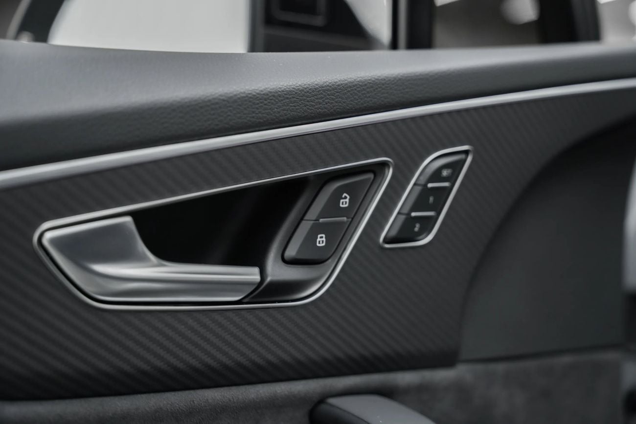 أودي SQ7