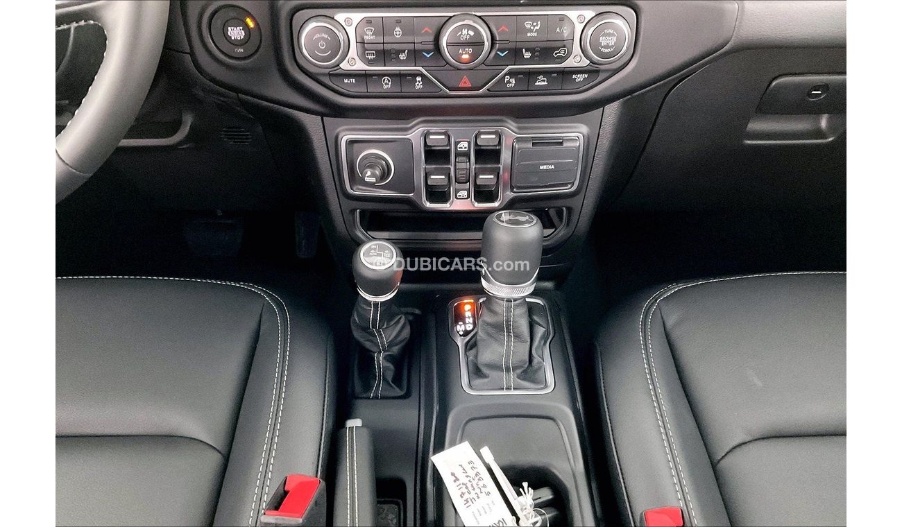 Jeep Wrangler Sahara Plus Unlimited | 1 year free warranty | 0 down payment | 7 day return policy