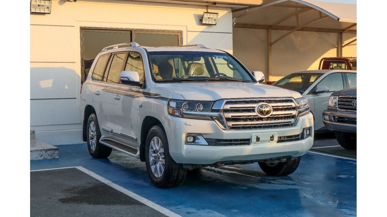 Toyota Land Cruiser 2018 Toyota Land Cruiser VXR (J200), 5dr SUV, 5.7L 8cyl