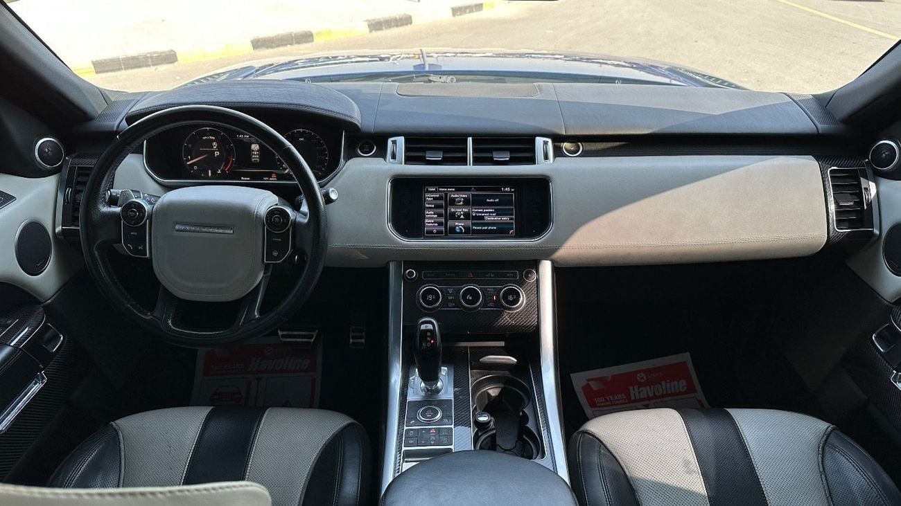 Land Rover Range Rover Sport SVR 5.0L (550 HP)