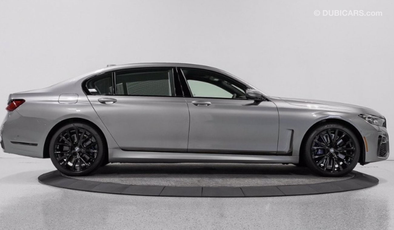 بي أم دبليو 750 xDrive M Sport Package *Available in USA* (Export) Local Registration +10%