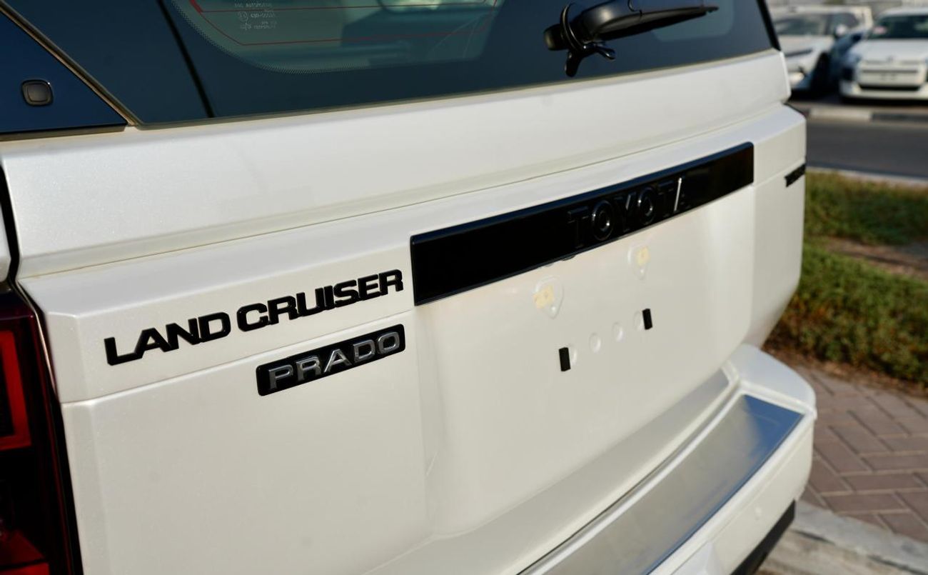 تويوتا برادو TOYOTA LAND CRUISER PRDO VXL  2.4L PETROL TURBO  MODEL 2025