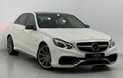 مرسيدس بنز E 63 AMG Std 5.5L 2014 Mercedes Benz E63 AMG 4MATIC, Service History, Full Options, Carbon Fiber Package. GCC