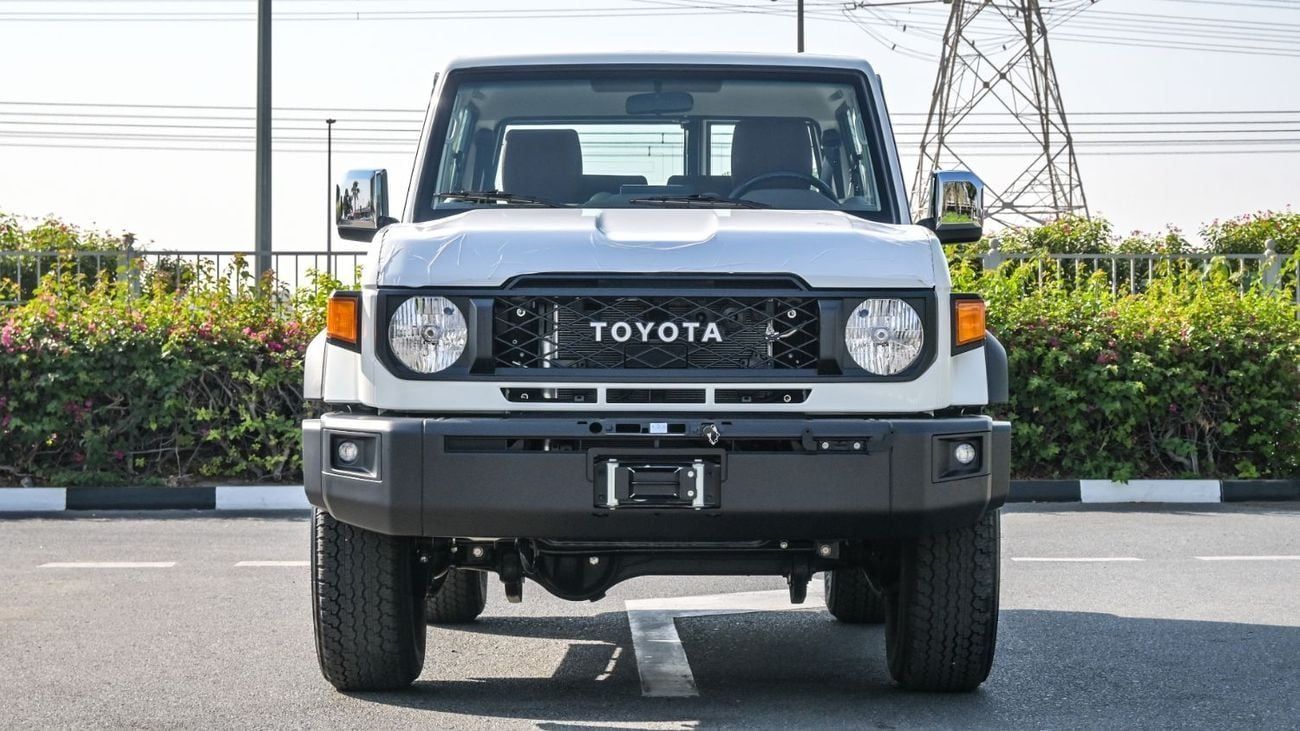 Toyota Land Cruiser 70 LC71 Full ECTAGR014 - 2026Toyota LC71 SWB - 4.0L Petrol Auto - White - Full Options with Winch