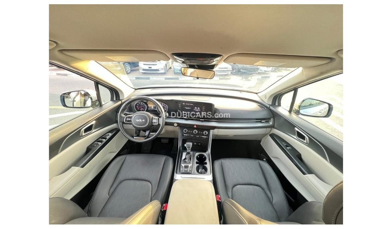 Kia Carnival 2022 Kia Carnival LX.S Family Van 3.5L V6 MidOption+ 7 seater