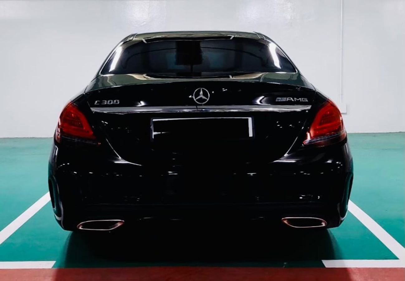 مرسيدس بنز C 300 AMG