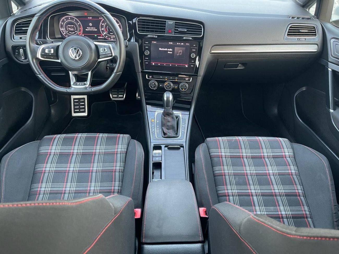Volkswagen Golf GTI P1 Volkswagen Golf GTi _GCC_2019_Excellent Condition _Full option