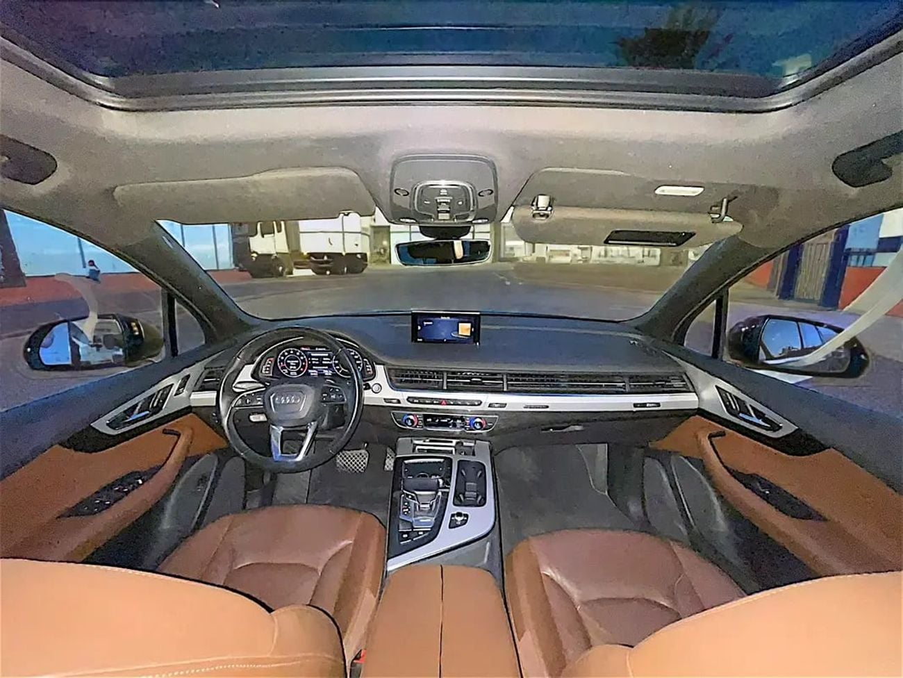 Audi Q7 1,908 P.M | 45 TFSI Quattro | GCC Specs | Well Maintained