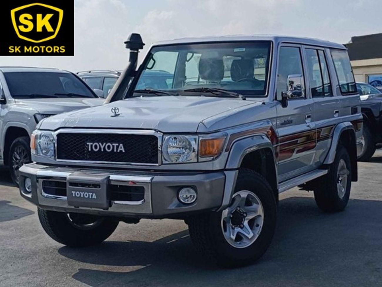 Toyota Land Cruiser 70 LX | 4.0L V6 Petrol | M/T | Chrome Mirror With Grey Interior (CODE # 67936)