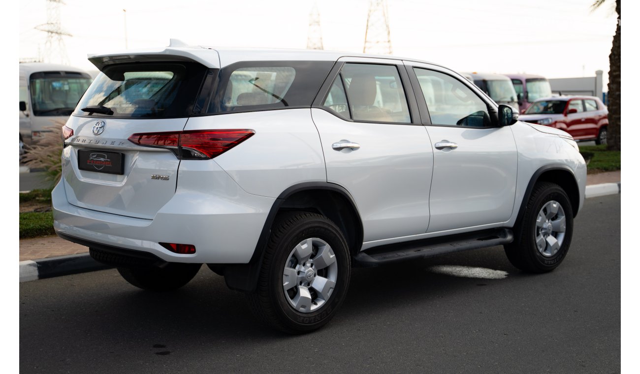 Toyota Fortuner 2023 TOYOTA FORTUNER SR 5 - 2.7L PETROL 4X4 , GCC