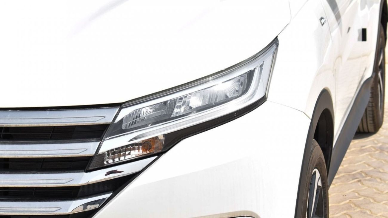 Toyota Rush 2023 Toyota Rush 1.5 G - White inside Black | Export Only