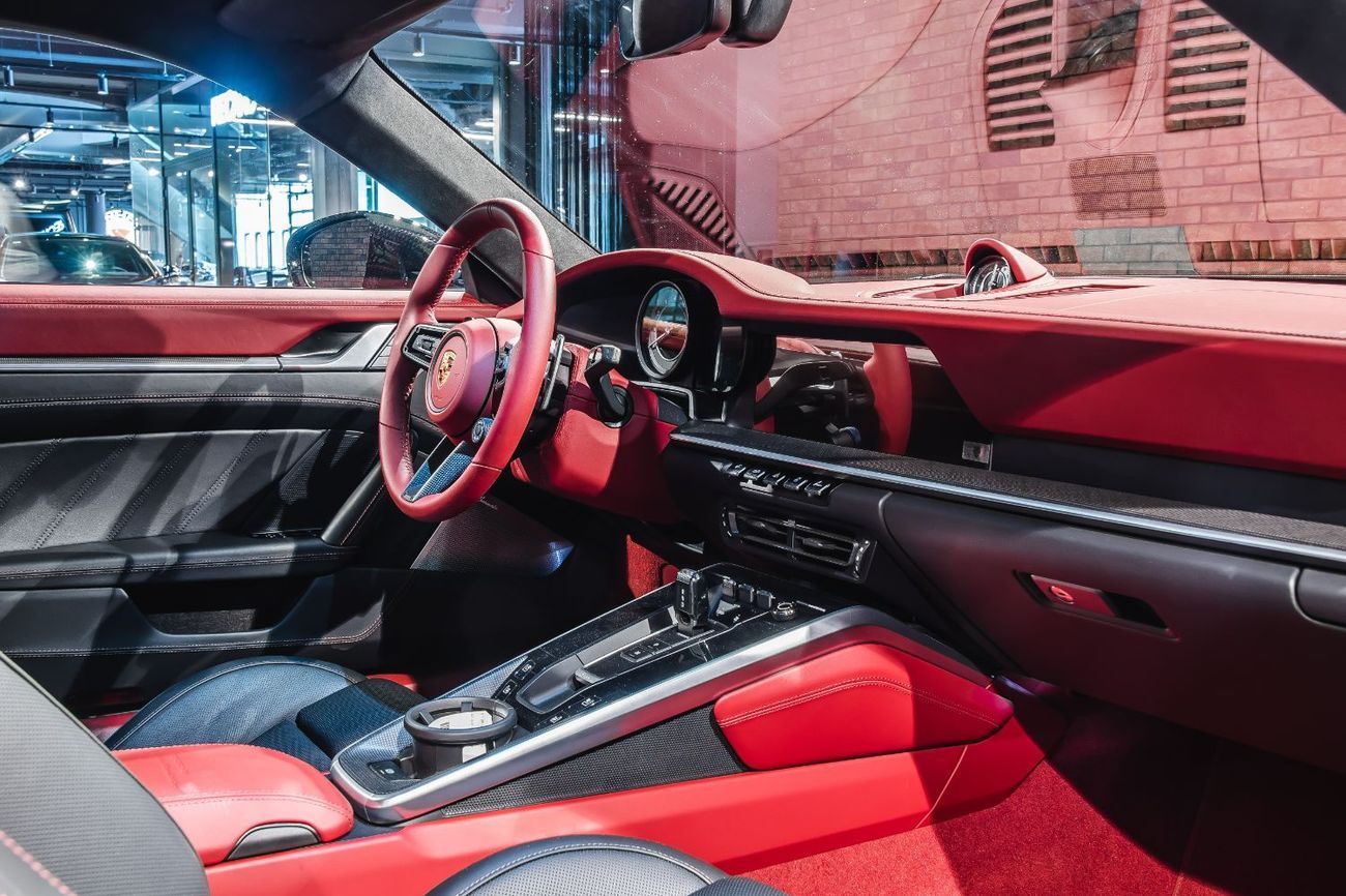 بورش 911 Porsche 911 (992) Turbo S Topcar +Full Carbon body 1of 7