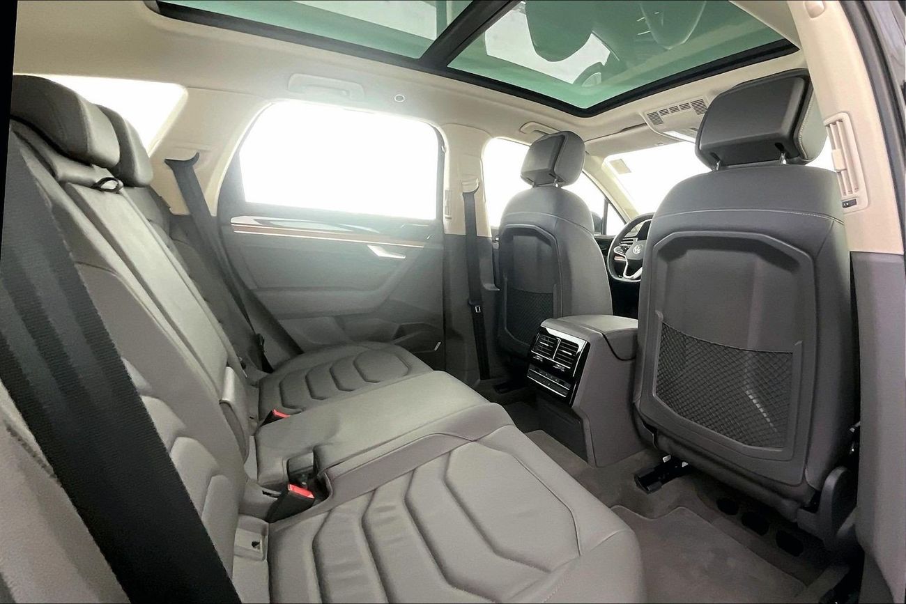 Volkswagen Touareg Highline | Guaranteed Warranty | 0 Down Payment