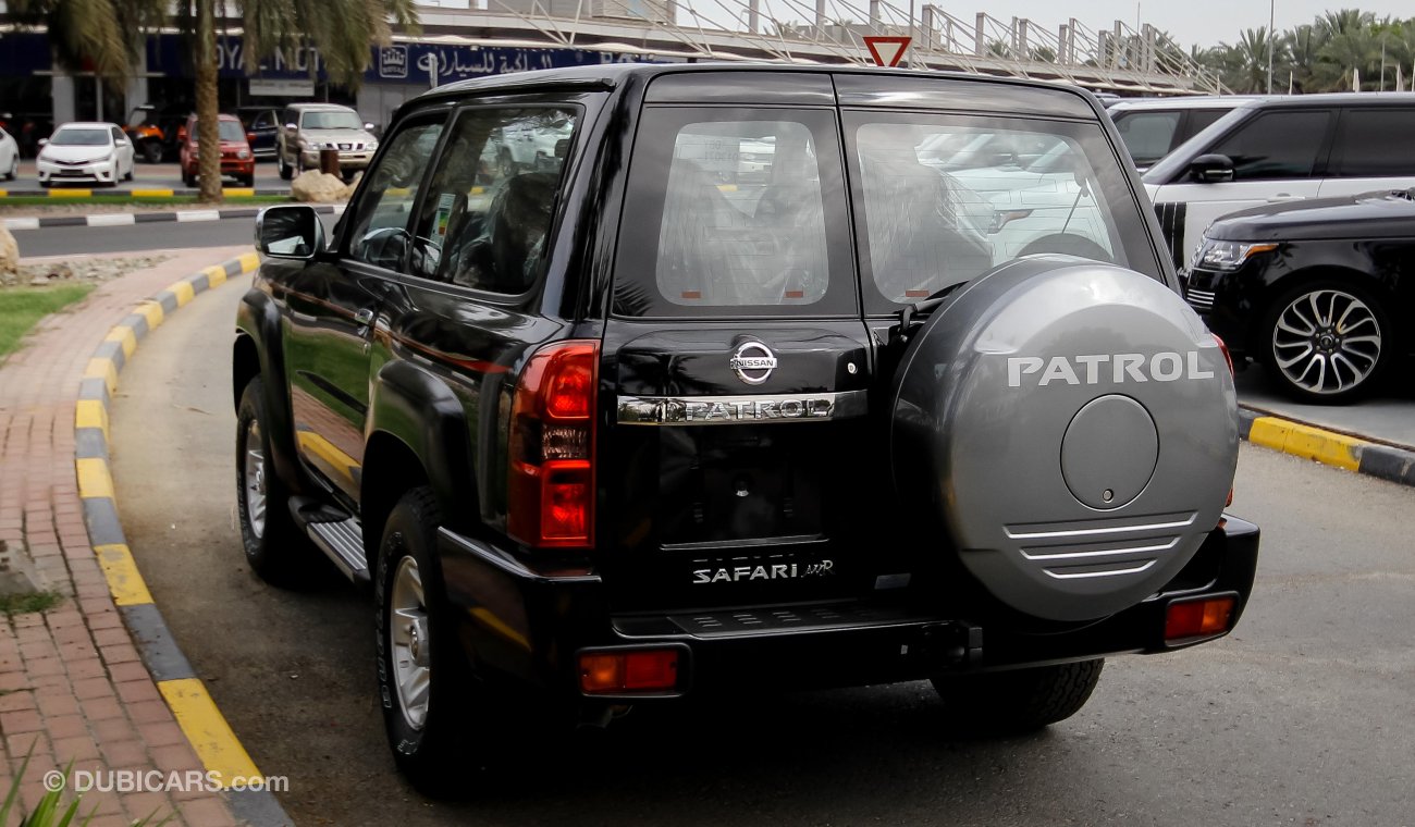 Nissan Patrol Safari HT AT 2 Door