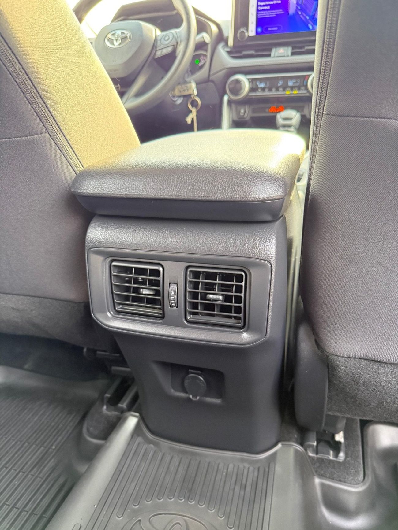 Toyota RAV4 AWD 2023