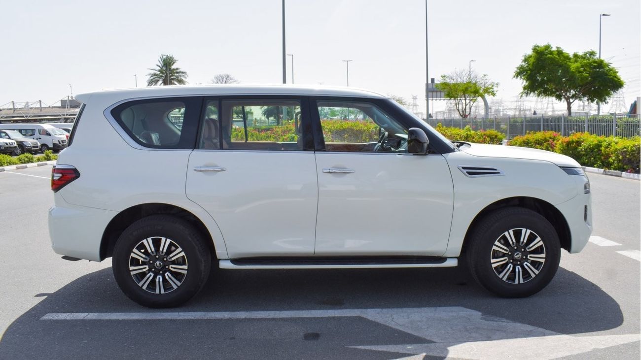 نيسان باترول SE with 2022 body kit