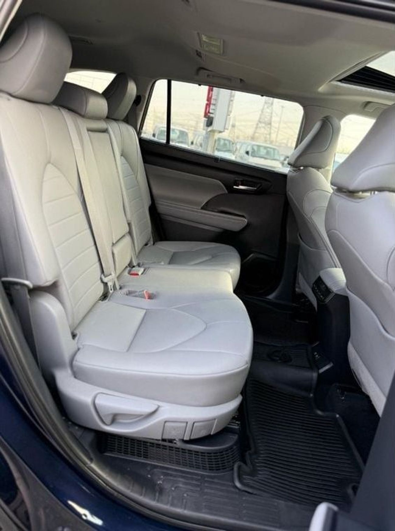 تويوتا هايلاندر Hybrid XLE leather, sunroof