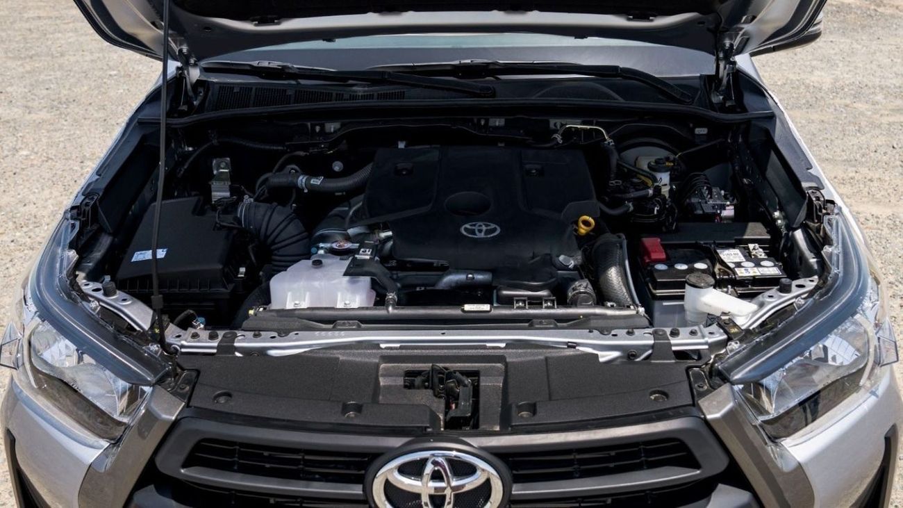 تويوتا هيلوكس Toyota Hilux 2.4L Diesel AT 4x4  2025