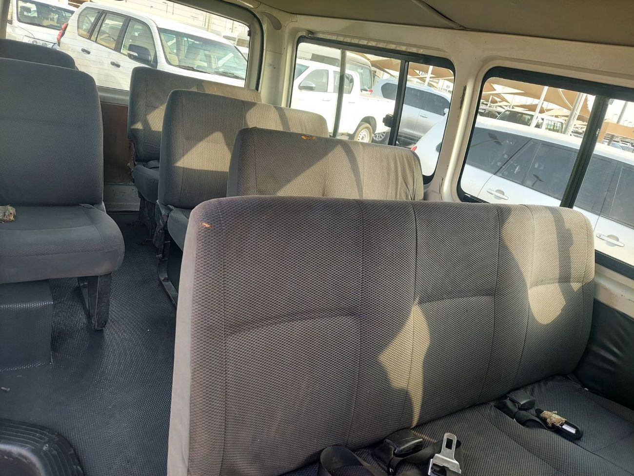 تويوتا هاياس 3.0L DIESEL MANUAL TRANSMISSION