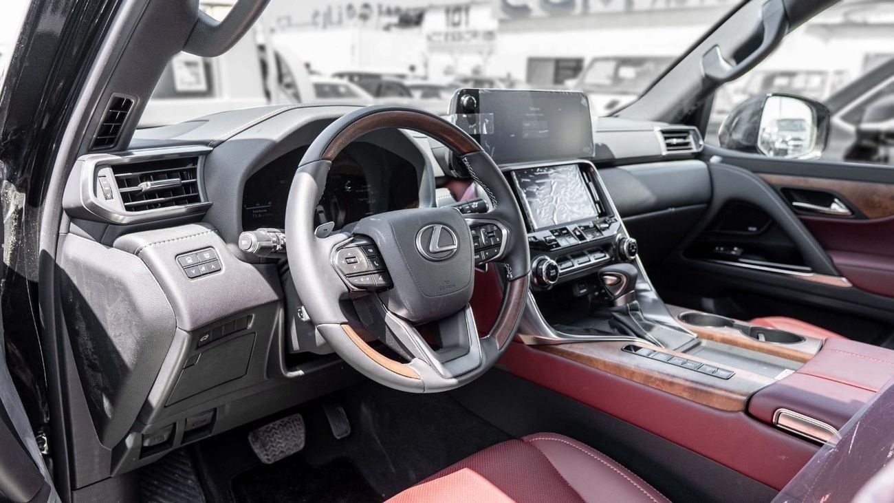 Lexus LX 600 2026 Lexus LX600 Signature 3.5L AT Petrol (Black-Red) Wood Accent