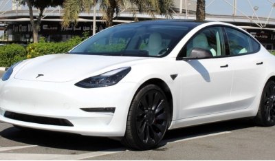 Tesla Model 3 TESLA MODEL 3 PERFORMANCE WITH CARBON PACK DUAL MOTOR 4WD 2023 GCC LOW MILEAGE WITH AGENCY WARRANTY