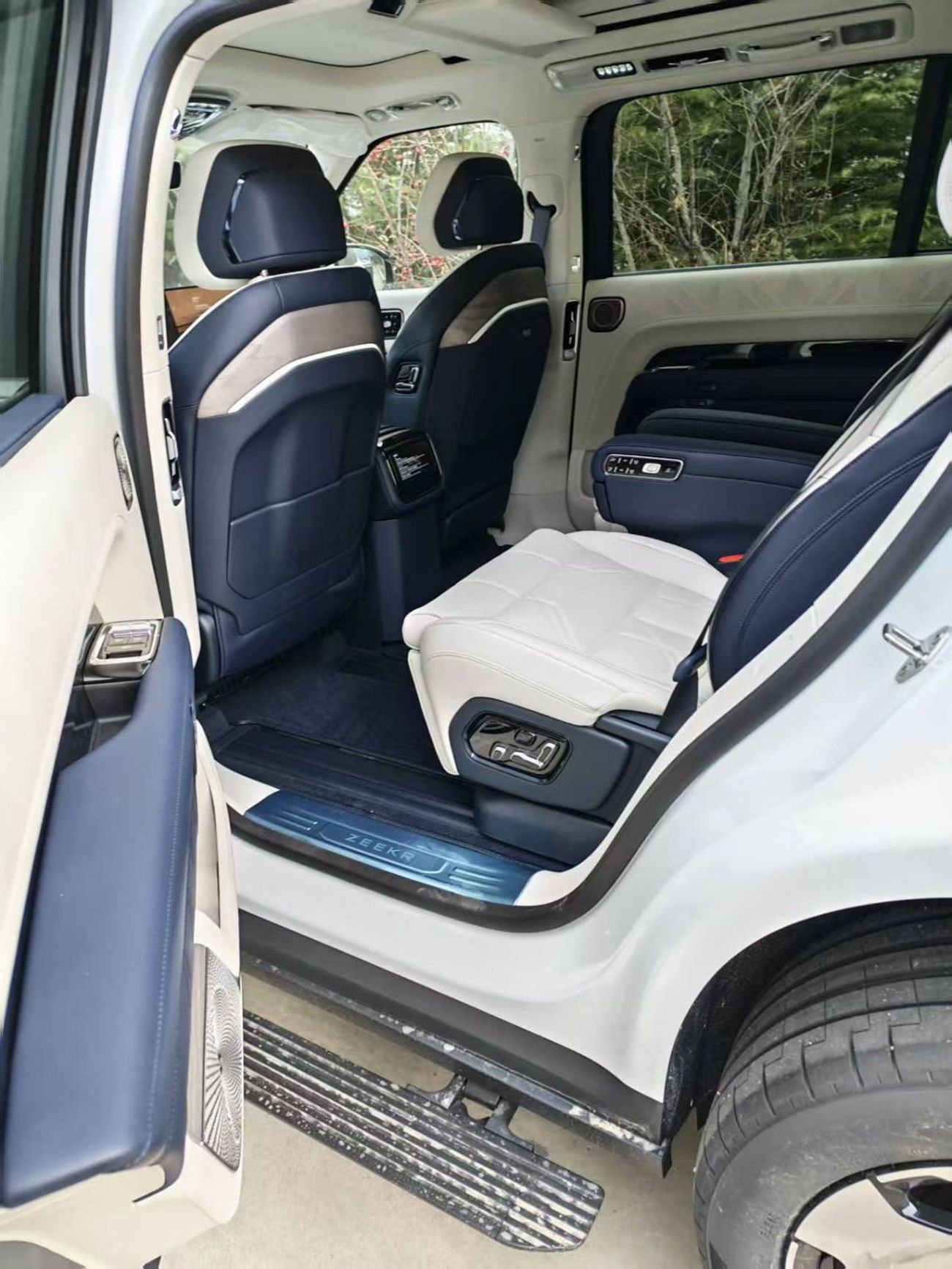 زيكر 9X ZEEKR 9X ULTRA 2025