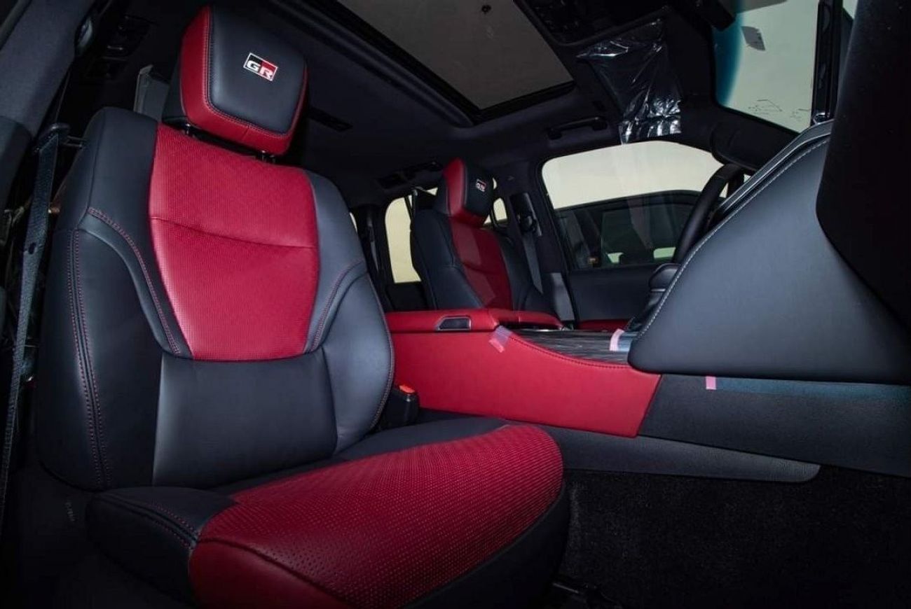 تويوتا لاند كروزر Brand New 0km 2024 TOYOTA LAND CRUISER LC300 GR SPORT 3.5L TWIN TURBO is now available